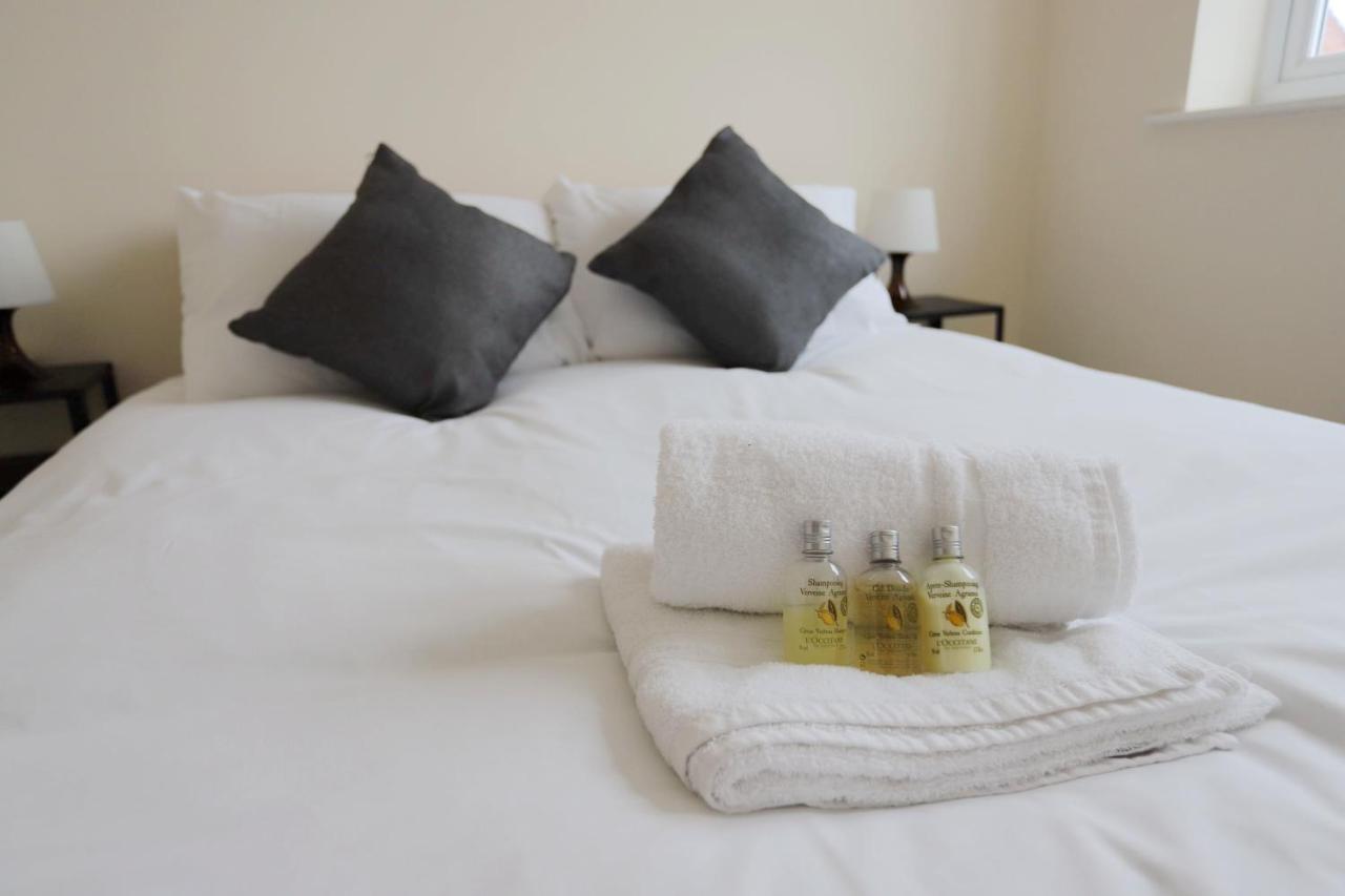 Easytravel Luxury Nec/Airport 3 Beds House Apartment Birmingham Exterior photo